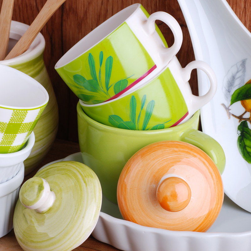 Workshop-ILiving-With-Less_Declutter Photo of a cupboard full of dishes waiting to be culled and decluttered